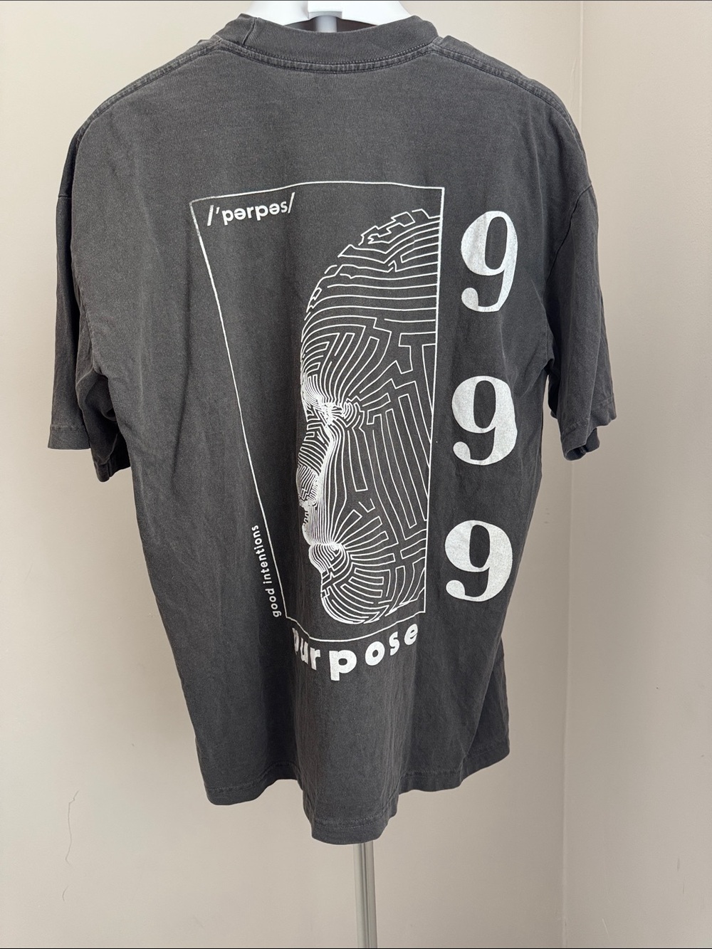 Men's Black Graphic Short Sleeve Tee - Picture 3 of 3